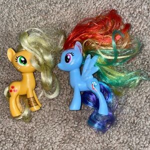 My Little Pony Rainbow Dash & Applejack brushable figures